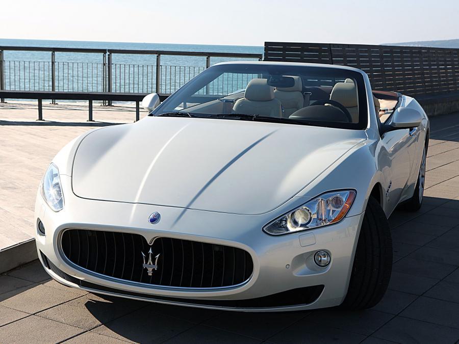  Maserati GranCabrio 2010 года  (фото 82 из 101)